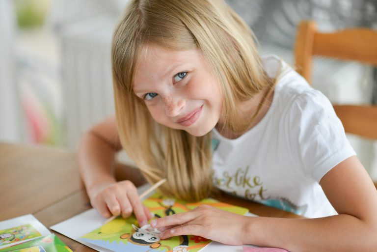 SAND ARTIST – PANDA & CAMEL