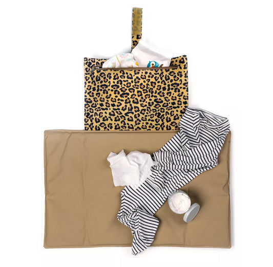 Jeankelly Changing Clutch – Leopard Print