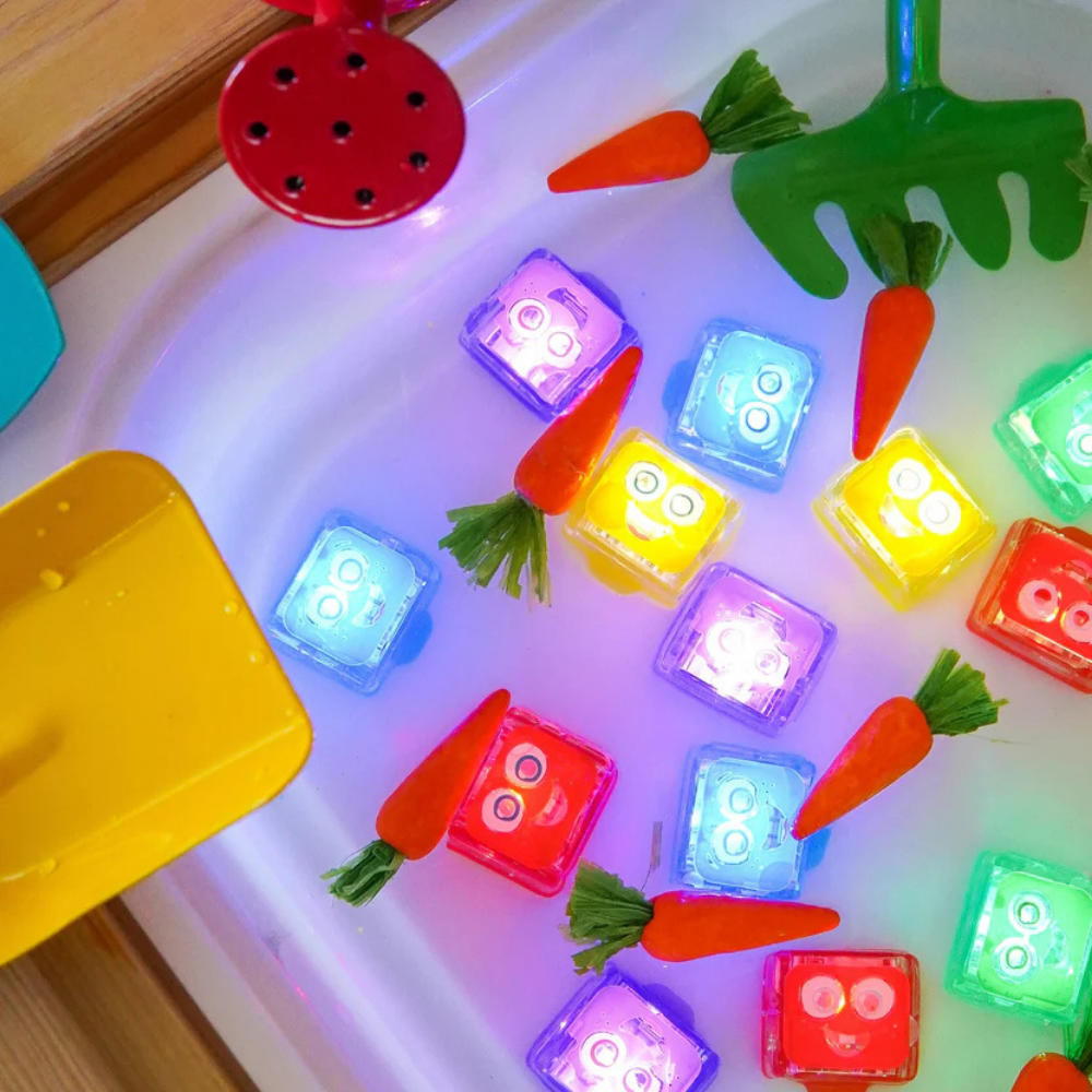 Glo Pals - Water Activated Light-Up Sensory Toys - Pippa (4 Pack)