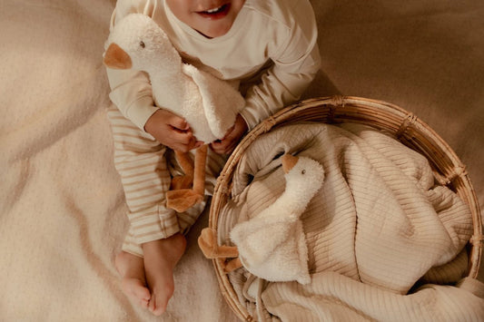 Little Dutch Cuddle Goose 25cm GRS