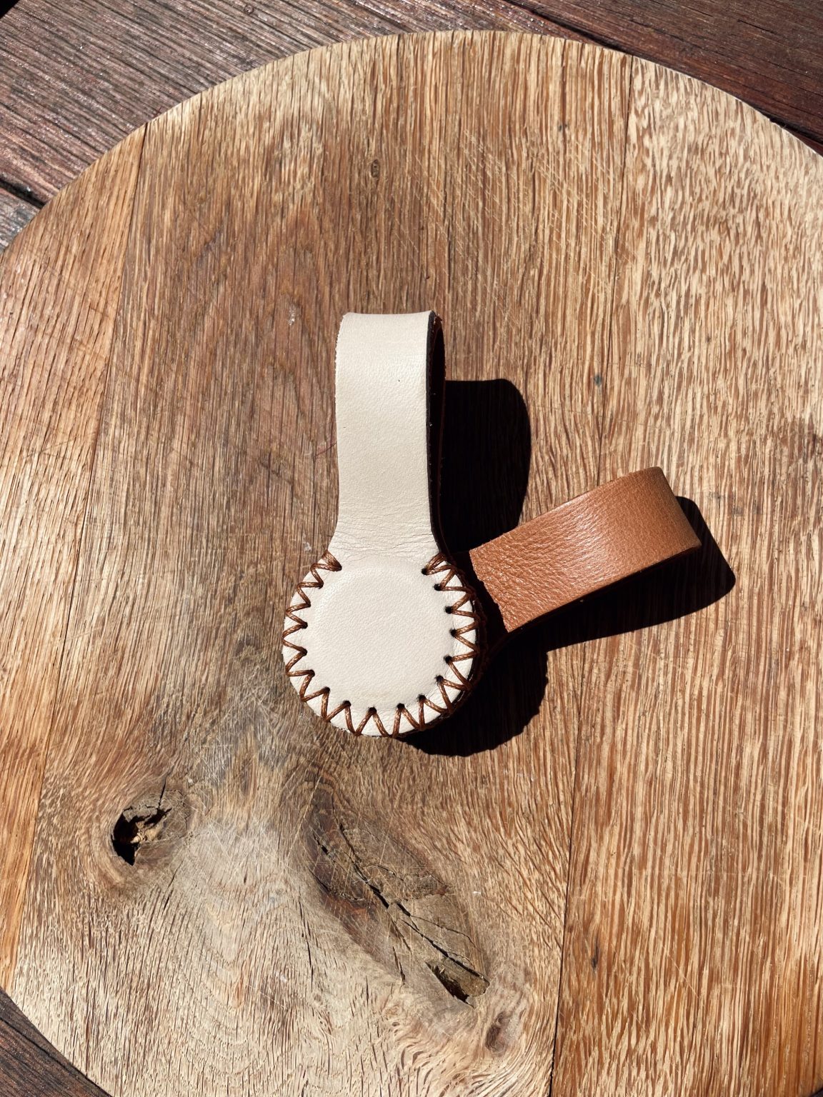 Stella Clip Créme de La créme – Cream/Toffee with toffee stitching (2 pcs)