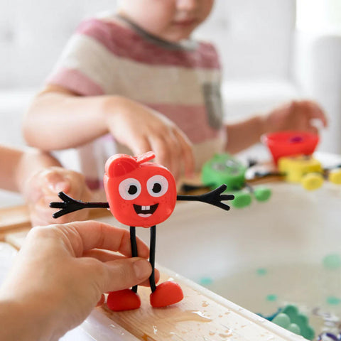Glo Pals: Water Activated Light-Up Sensory Toys - Sammy (Red) 3pc