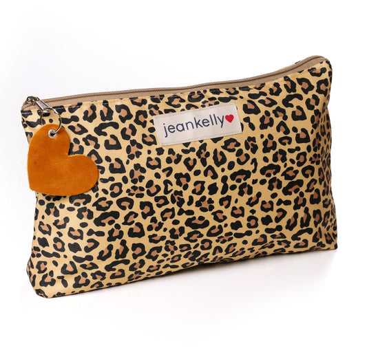Jeankelly Changing Pouch – Leopard Print