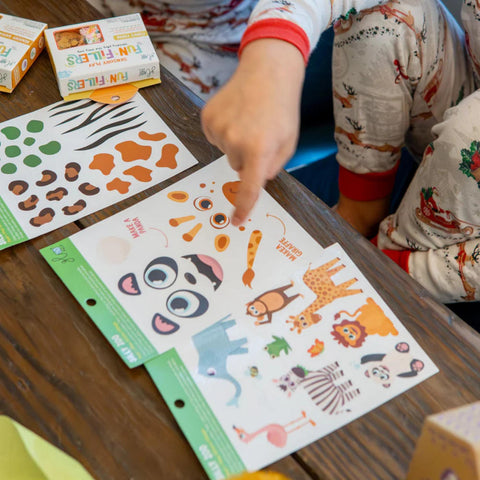 Glo Pals: DIY Sensory Play Jar - Zoo