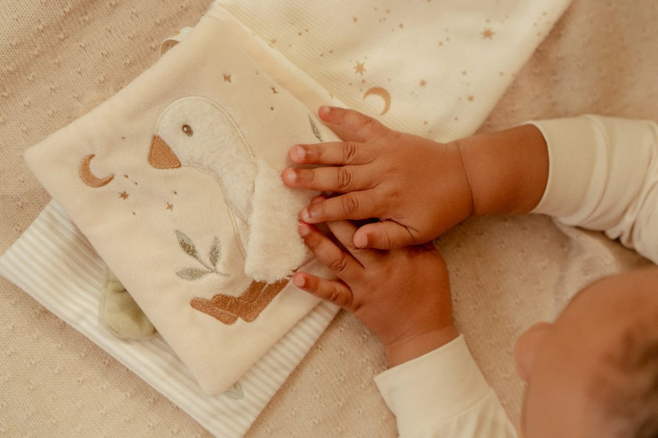 Little Dutch Soft Activity Book Newborn Naturals