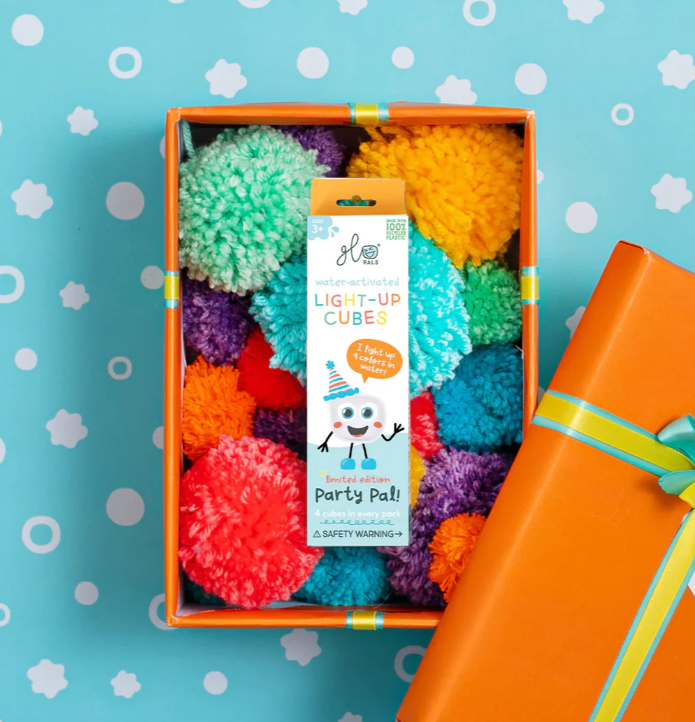 Glo Pals: Water Activated Light-Up Sensory Cubes - Party Pal (Multicoloured) 4pc