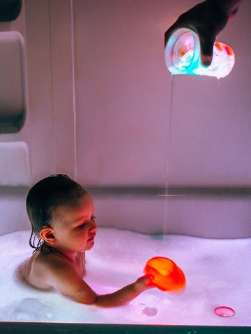 Glo Pals: Water Activated Light-Up Sensory Cubes - Lumi (Purple) 4pc