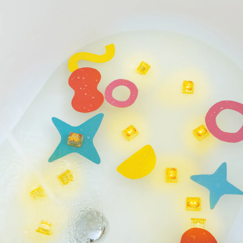 Glo Pals - Water Activated Light-Up Sensory Toys - Daniel Tiger (4 Pack