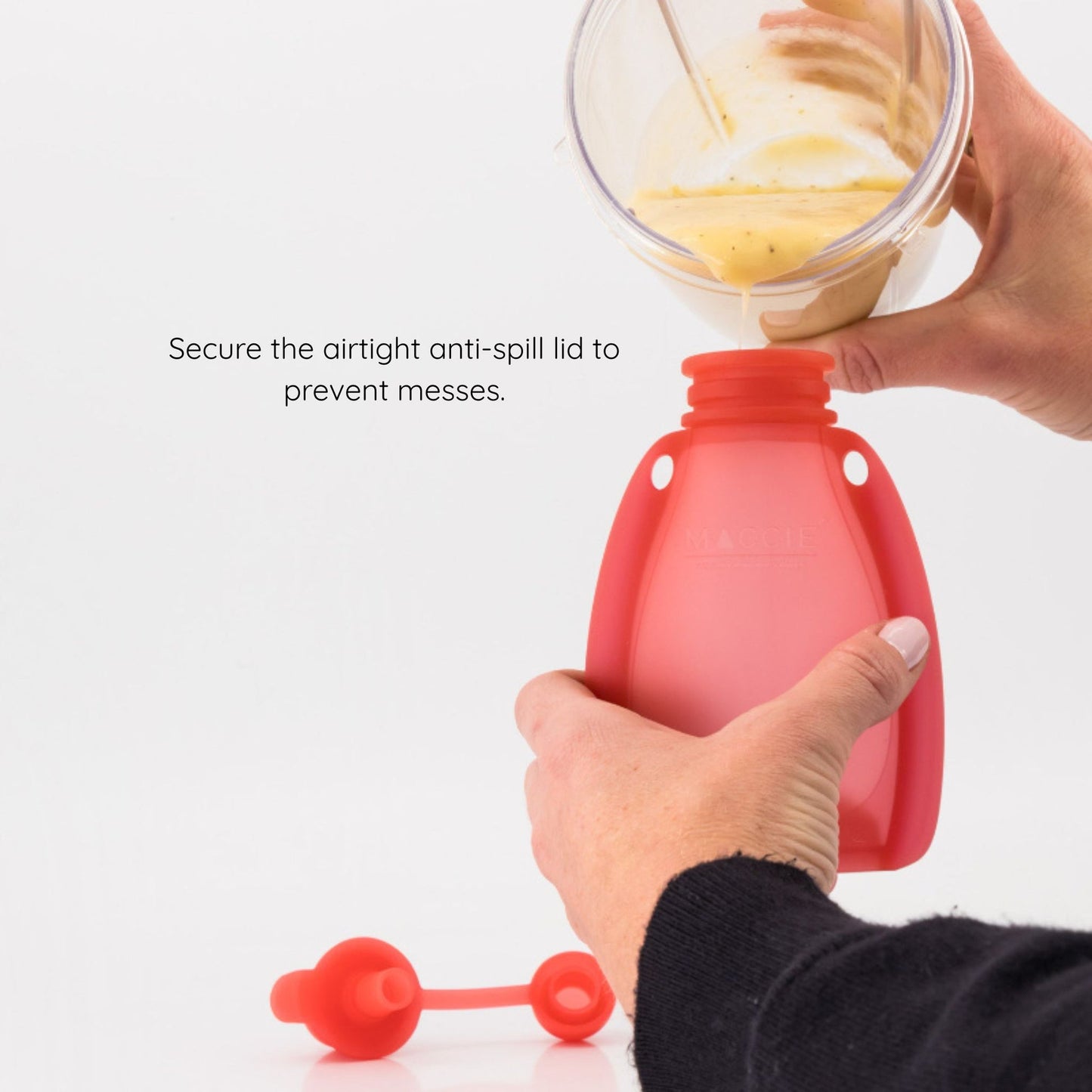 MACCIE squeeze + go refillable food pouch