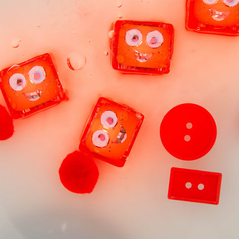Glo Pals: Water Activated Light-Up Sensory Cubes - Sammy (Red) 4pc