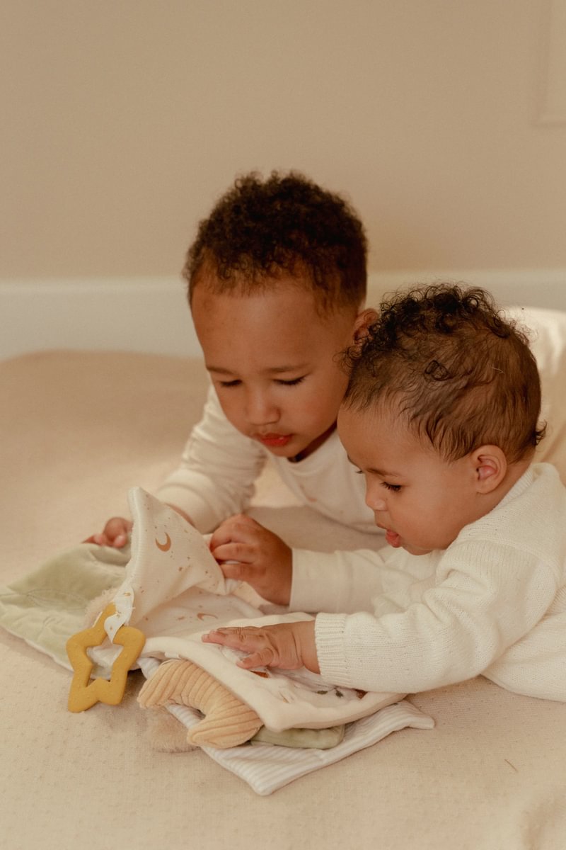 Little Dutch Soft Activity Book Newborn Naturals