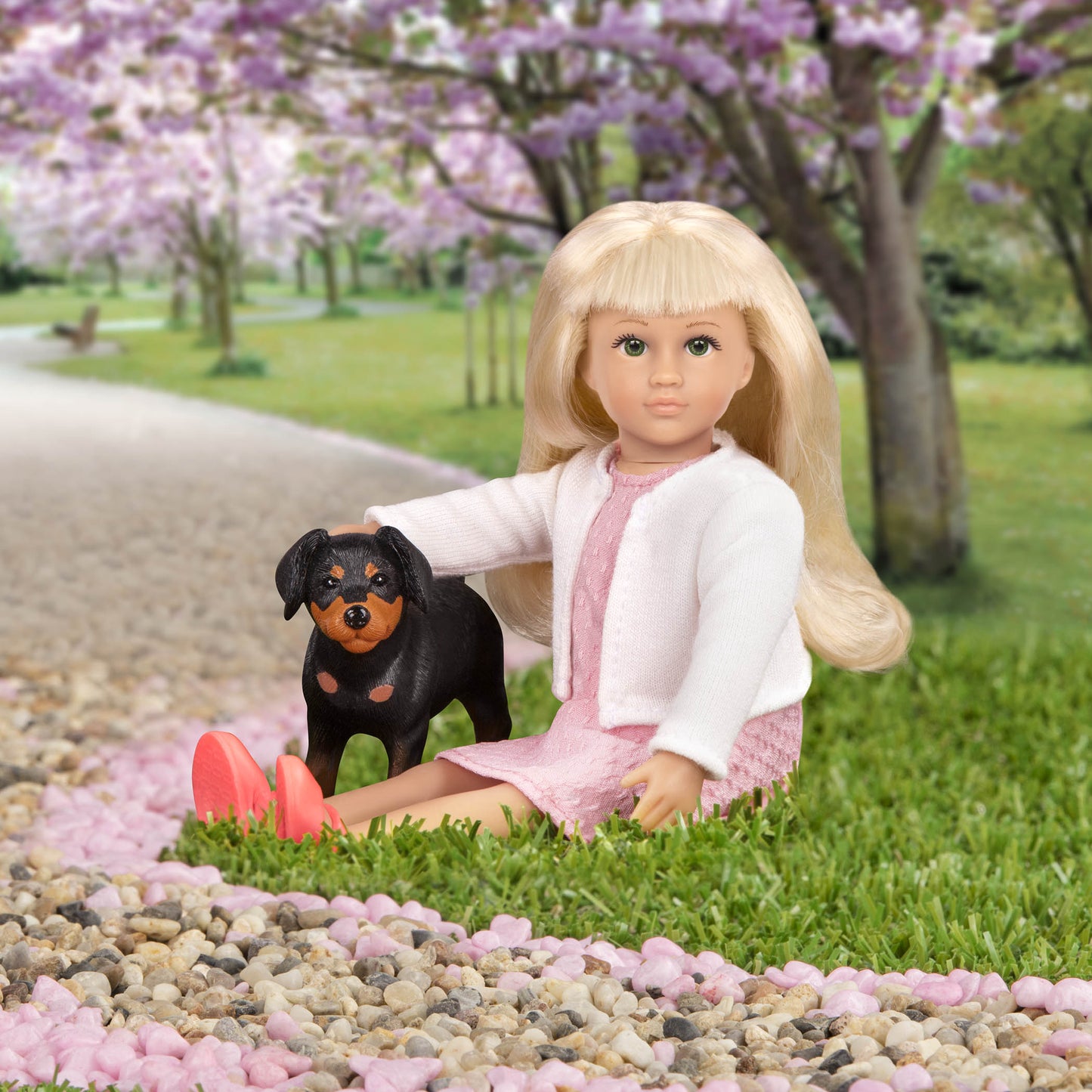 Lori 6 inch Doll & Pet- Nadine & Nix